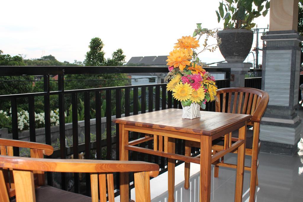 Wijaya Guesthouse Canggu Extérieur photo